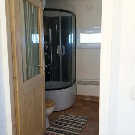 Landhuis Hueueru Puhkemajad Huuru