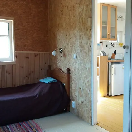 Hueueru Puhkemajad Landhuis Huuru