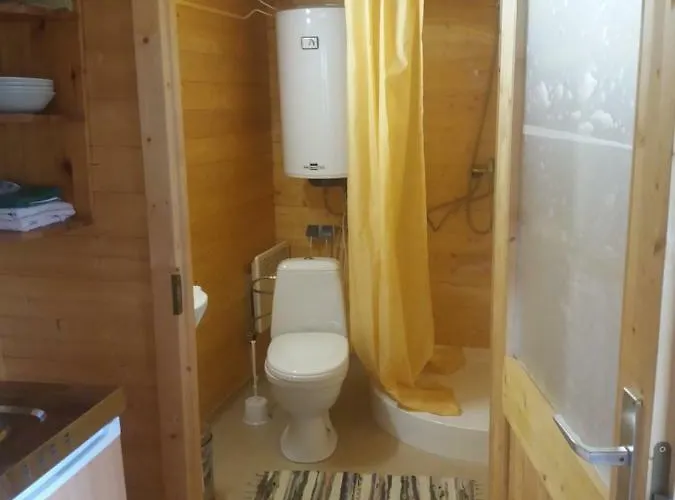 컨트리하우스 Hueueru Puhkemajad Huuru